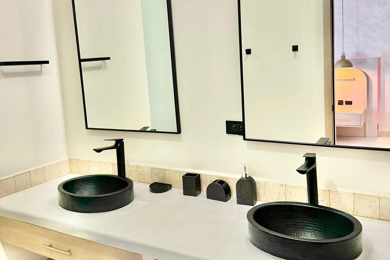 3 Bedroom Ocean View Sunset Villas 9