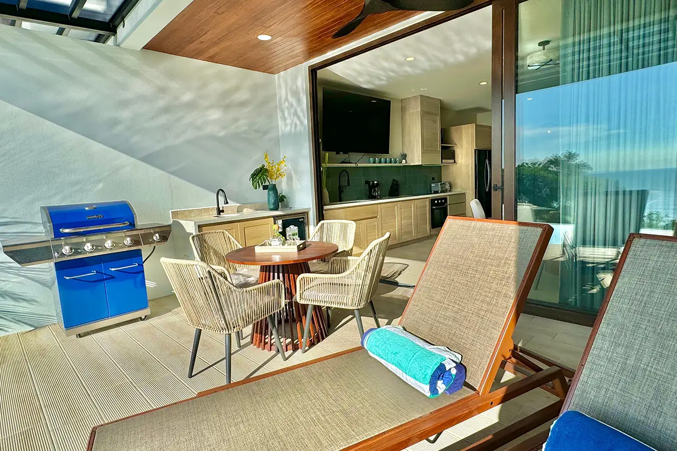 3 Bedroom Ocean View Sunset Villas 14